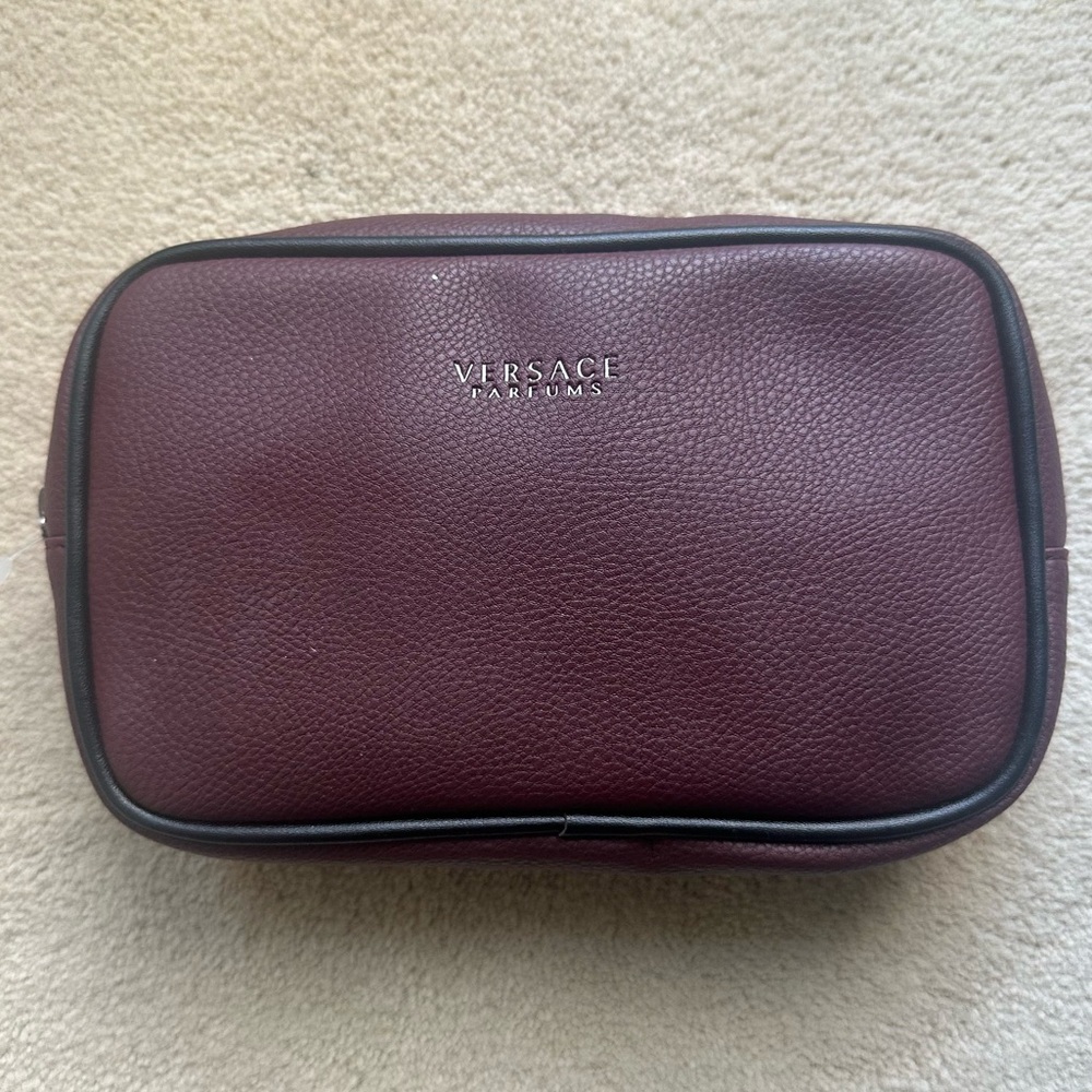 Versace Parfums Cosmetic Amenity Kit - Burgundy & Black
